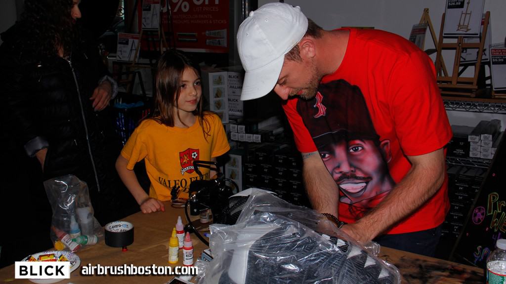 Lihi's airbrushed hat